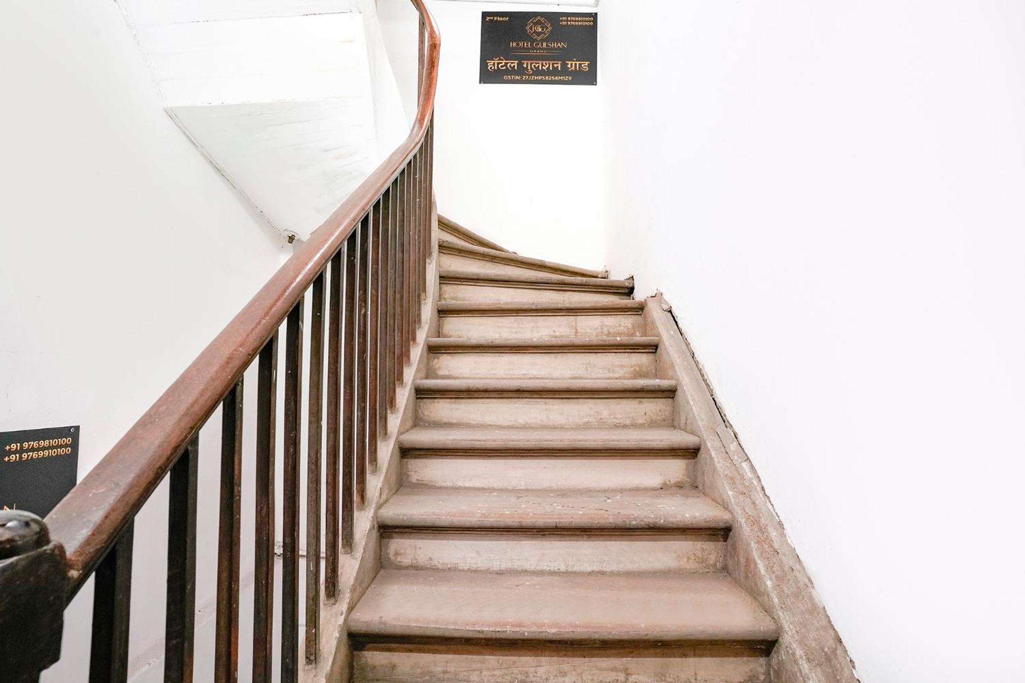 Fabexpress Gulshan Grand - Nr Gateway Of India Βομβάη Εξωτερικό φωτογραφία
